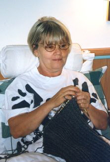 Herti knitting